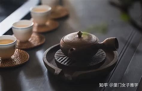 品茶 意思|品茶的解釋